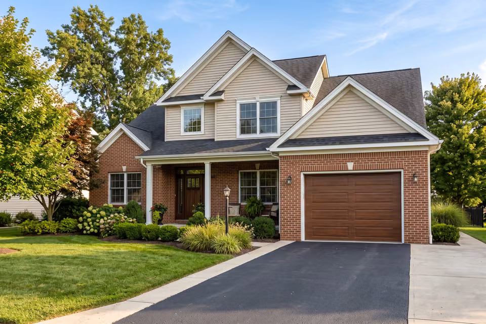 Single garage door